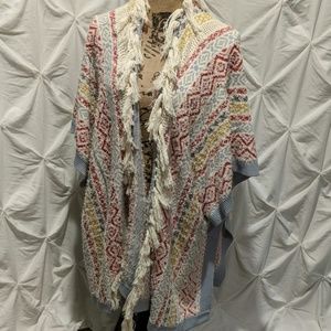 Cabi women's siesta poncho medium/large